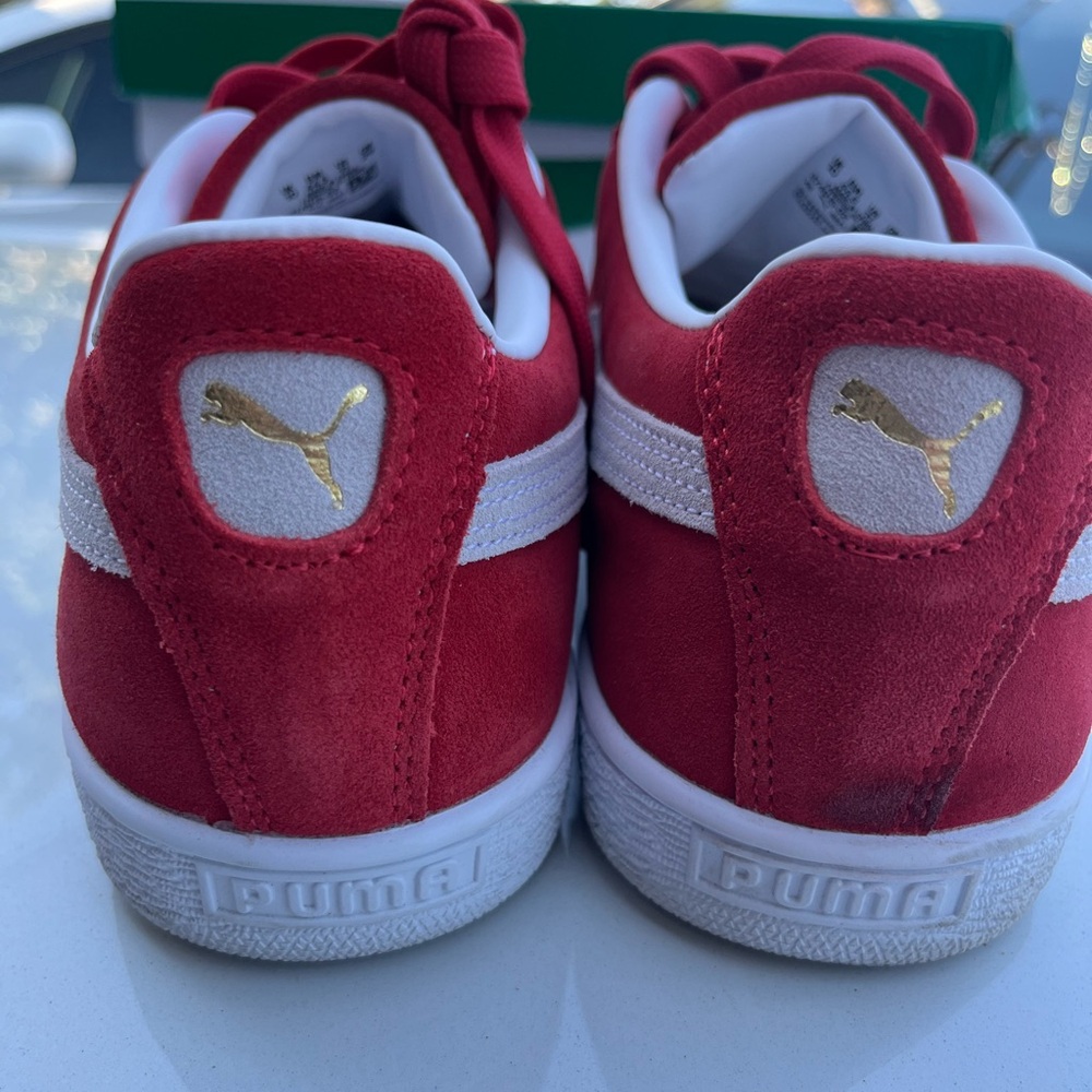 Courage puma Palermo red shoes.